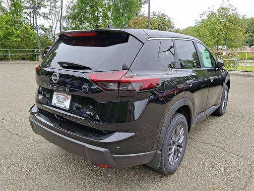 2026 Nissan Rogue S