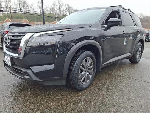 2025 Nissan Pathfinder SV 4WD