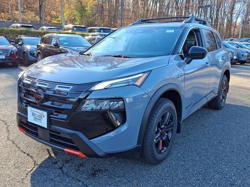 2025 Nissan Rogue Rock Creek