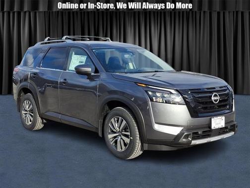 2025 Nissan Pathfinder SL 4WD