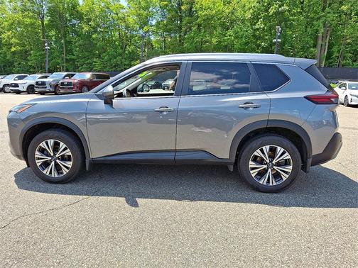 2022 Nissan Rogue SV