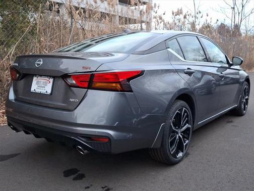 2025 Nissan Altima SR AWD