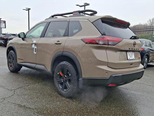 2025 Nissan Rogue Rock Creek