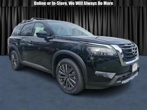 2025 Nissan Pathfinder SL 4WD