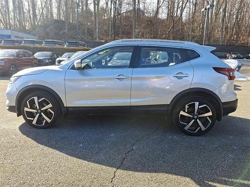 2021 Nissan Rogue Sport SL