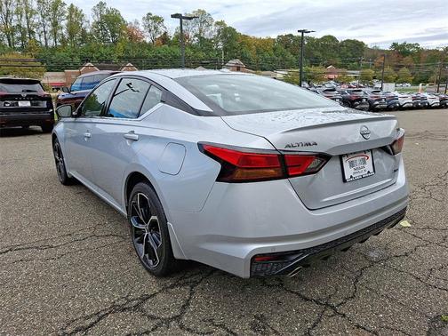 2025 Nissan Altima SR AWD
