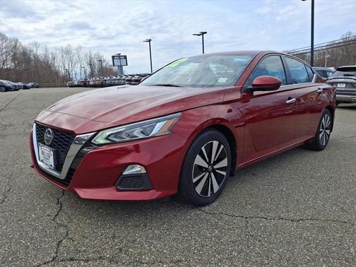 2022 Nissan Altima 2.5 SV