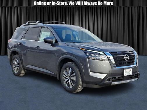 2025 Nissan Pathfinder SL 4WD