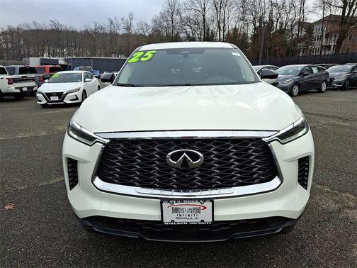 2025 INFINITI QX60 Pure