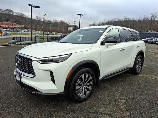 2025 INFINITI QX60 Pure