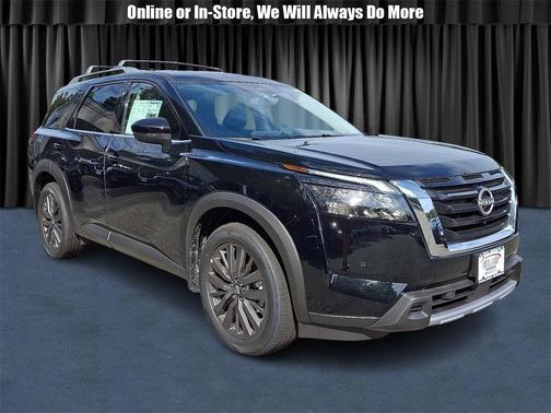 2025 Nissan Pathfinder SL 4WD