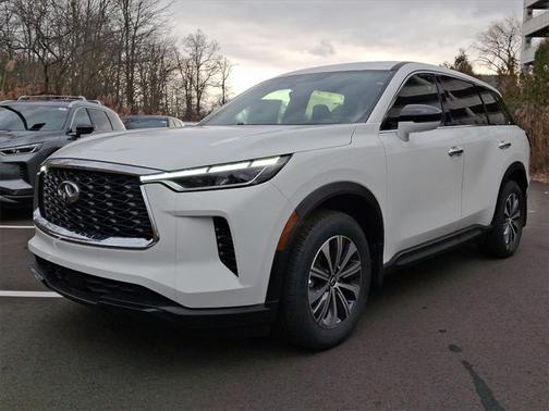 2025 INFINITI QX60 Pure