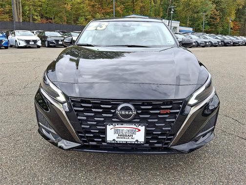 2023 Nissan Altima SR FWD