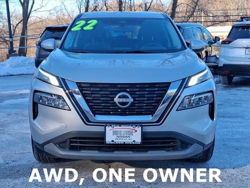2022 Nissan Rogue SV
