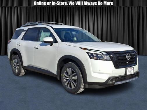 2025 Nissan Pathfinder SL 4WD
