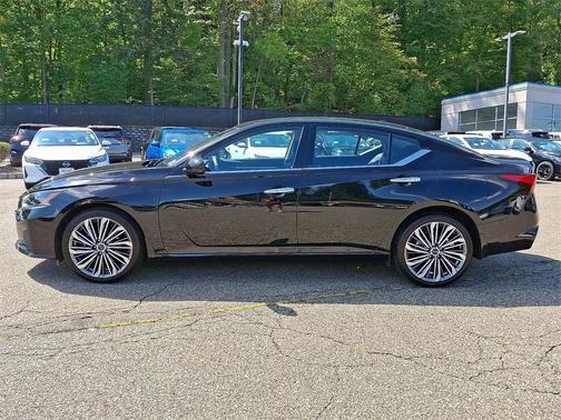 2023 Nissan Altima 2.5 SL