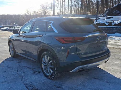 2022 INFINITI QX50 ESSENTIAL AWD