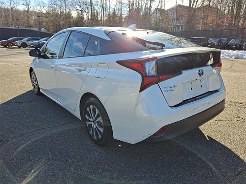 2019 Toyota Prius LE