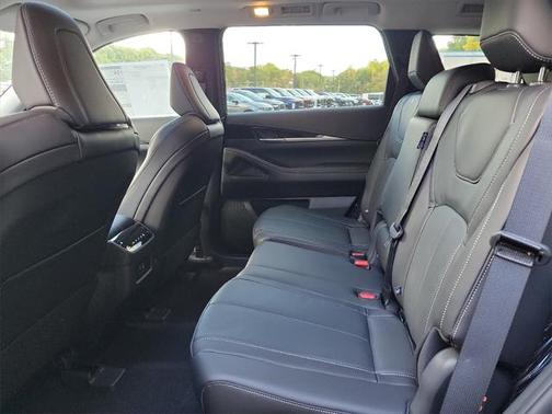 2025 INFINITI QX60 Pure