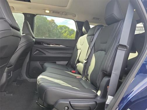 2025 INFINITI QX60 Pure