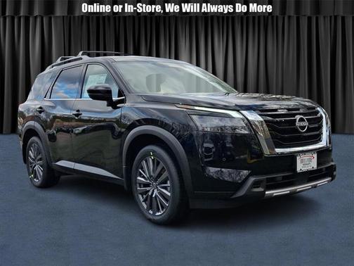 2025 Nissan Pathfinder SL 4WD