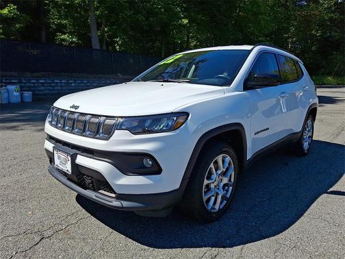 2022 Jeep Compass Latitude Lux