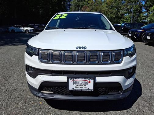 2022 Jeep Compass Latitude Lux