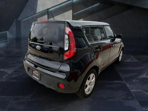 2017 Kia Soul Base