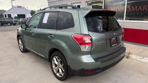 Jasmine Green Metallic 2017 Subaru Forester 2.5i Touring