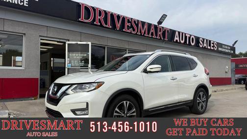 Pearl White 2017 Nissan Rogue SL