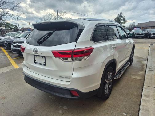 2017 Toyota Highlander XLE