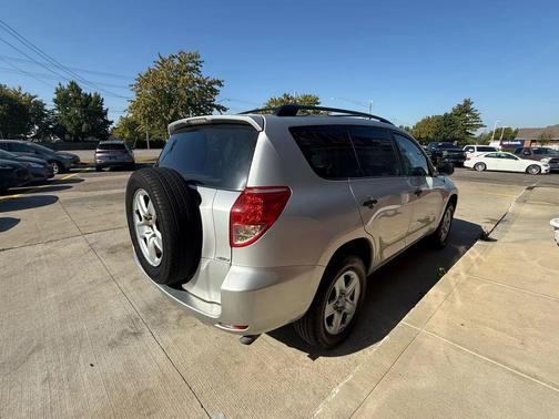 2006 Toyota RAV4 Sport
