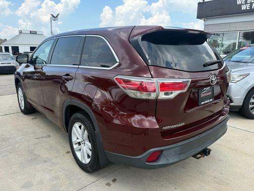 2016 Toyota Highlander LE