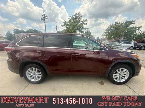 2016 Toyota Highlander LE