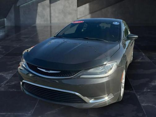 2017 Chrysler 200 Limited