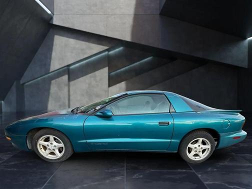 1994 Pontiac Firebird Convertible 2D