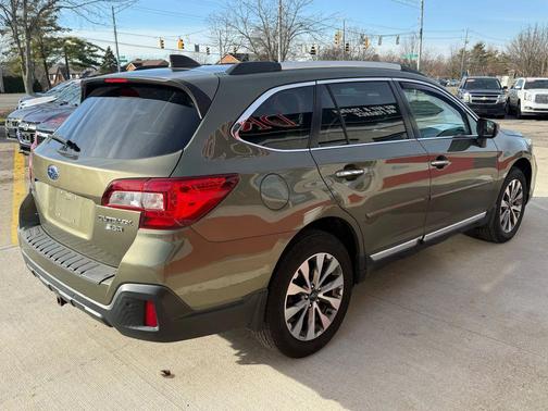 2019 Subaru Outback 3.6R Touring