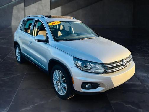 2016 Volkswagen Tiguan SE