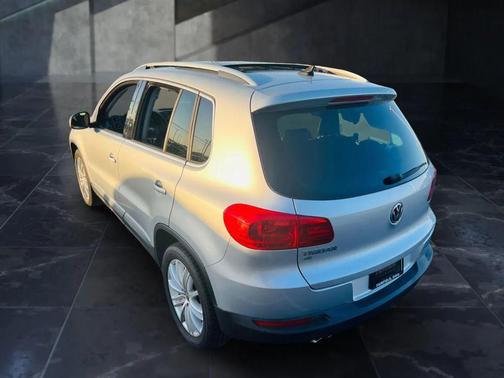 2016 Volkswagen Tiguan SE