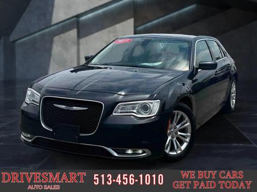 2018 Chrysler 300 Touring