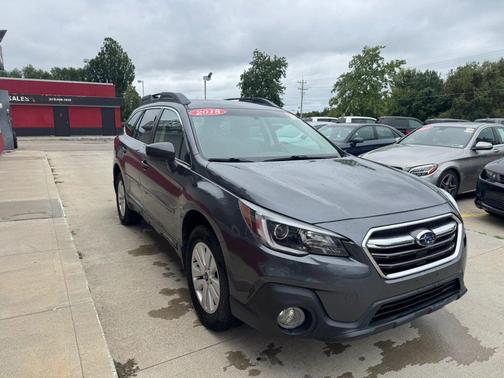 Gray 2018 Subaru Outback 2.5i Premium