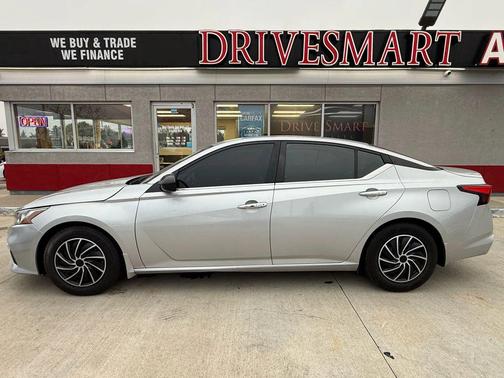 2021 Nissan Altima S FWD