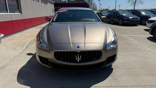 GOLD 2015 Maserati Quattroporte GTS