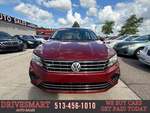 2018 Volkswagen Passat 2.0T R-Line