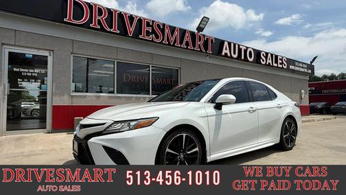 Wind Chill Pearl 2018 Toyota Camry XSE