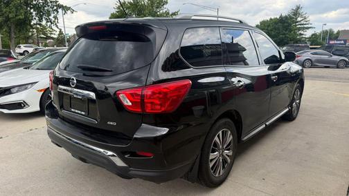 Magnetic Black 2018 Nissan Pathfinder S