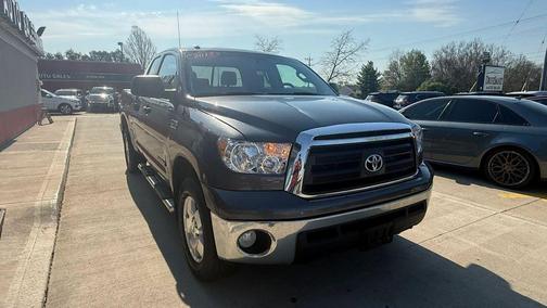 TAN 2013 Toyota Tundra Grade