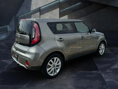 2019 Kia Soul +
