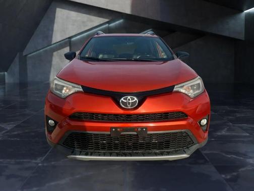 2016 Toyota RAV4 SE