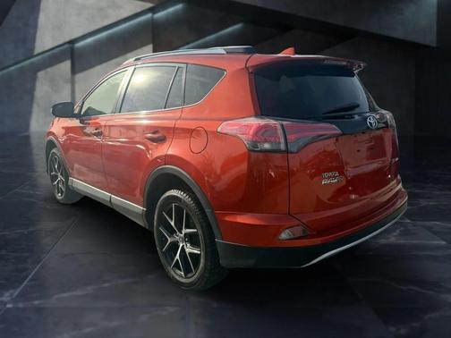 2016 Toyota RAV4 SE